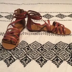 NWOT American Eagle sandals